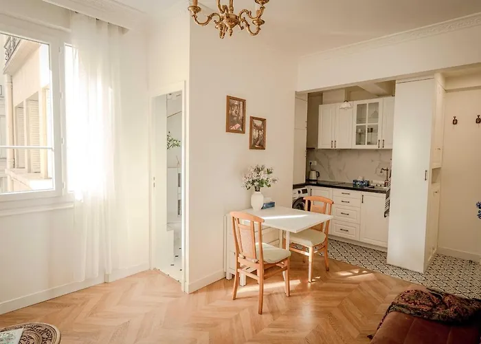 Daire Sevres-lecourbe Charming Paris15