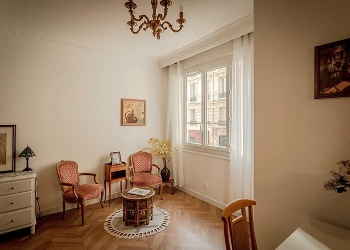 Sevres-lecourbe Charming Paris15