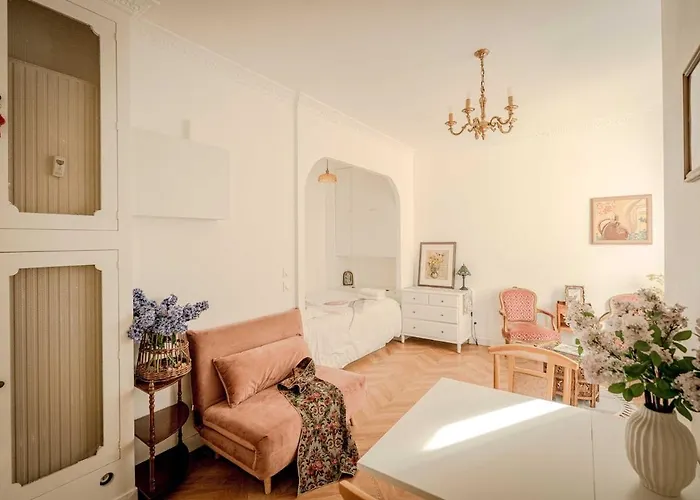 Appartement Sevres-lecourbe Charming Paris15 *